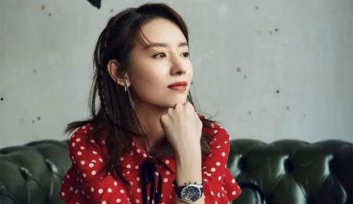 娱乐吃瓜女艺人是谁,吃瓜女艺人是谁,背后故事引热议 第3张 娱乐吃瓜女艺人是谁,吃瓜女艺人是谁,背后故事引热议 第3张